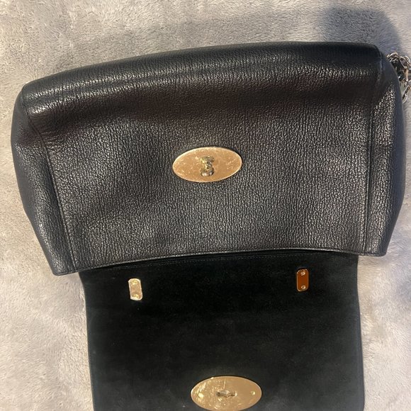 Mulberry - Medium Lily - Picture 3 of 12